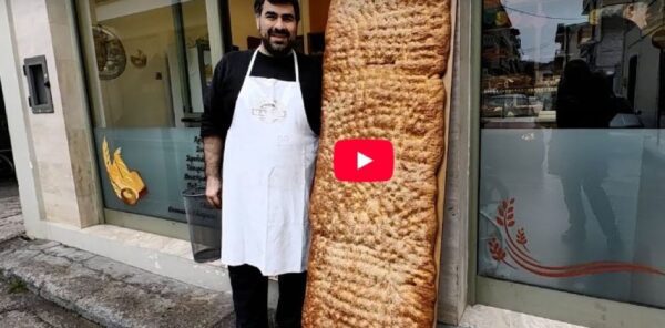 Καθαρά Δευτέρα: Λαγάνα 40 κιλών στο Ναύπλιο