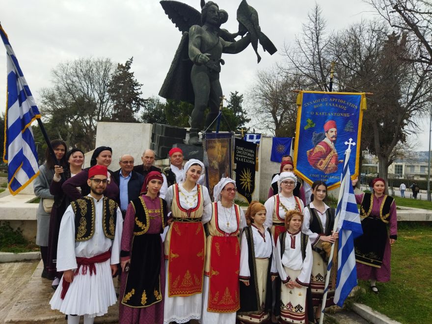 Τιμή στον Εμμανουήλ Παπά