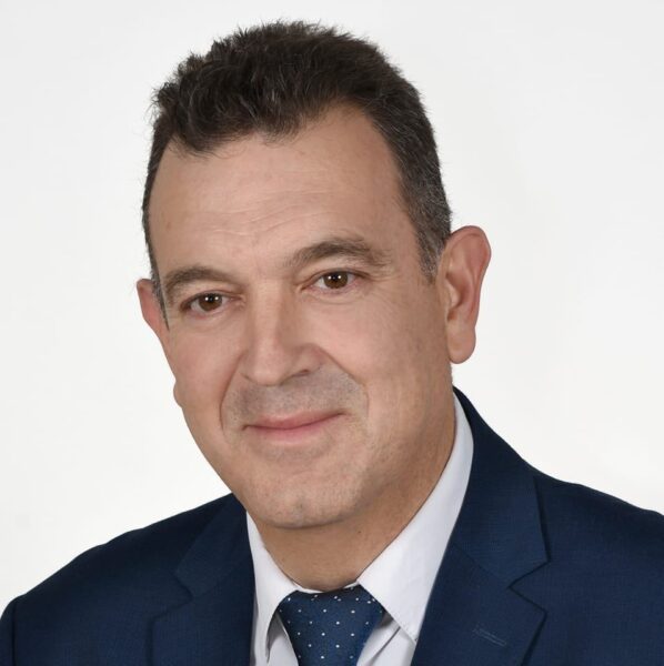 Bουλευτής της Νίκης βανδάλισε έκθεση στην Εθνική Πινακοθήκη – Αποχώρησε από τον χώρο μετά από πολύωρη παραμονή