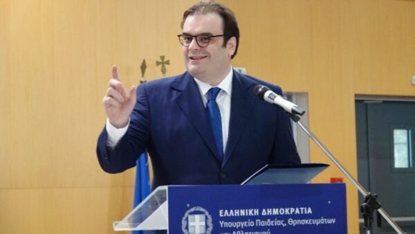 Κ. Πιερρακάκης: 132 προτάσεις συνεργασίας ελληνικών δημόσιων πανεπιστημίων με μεγάλα ακαδημαϊκά ιδρύματα του εξωτερικού