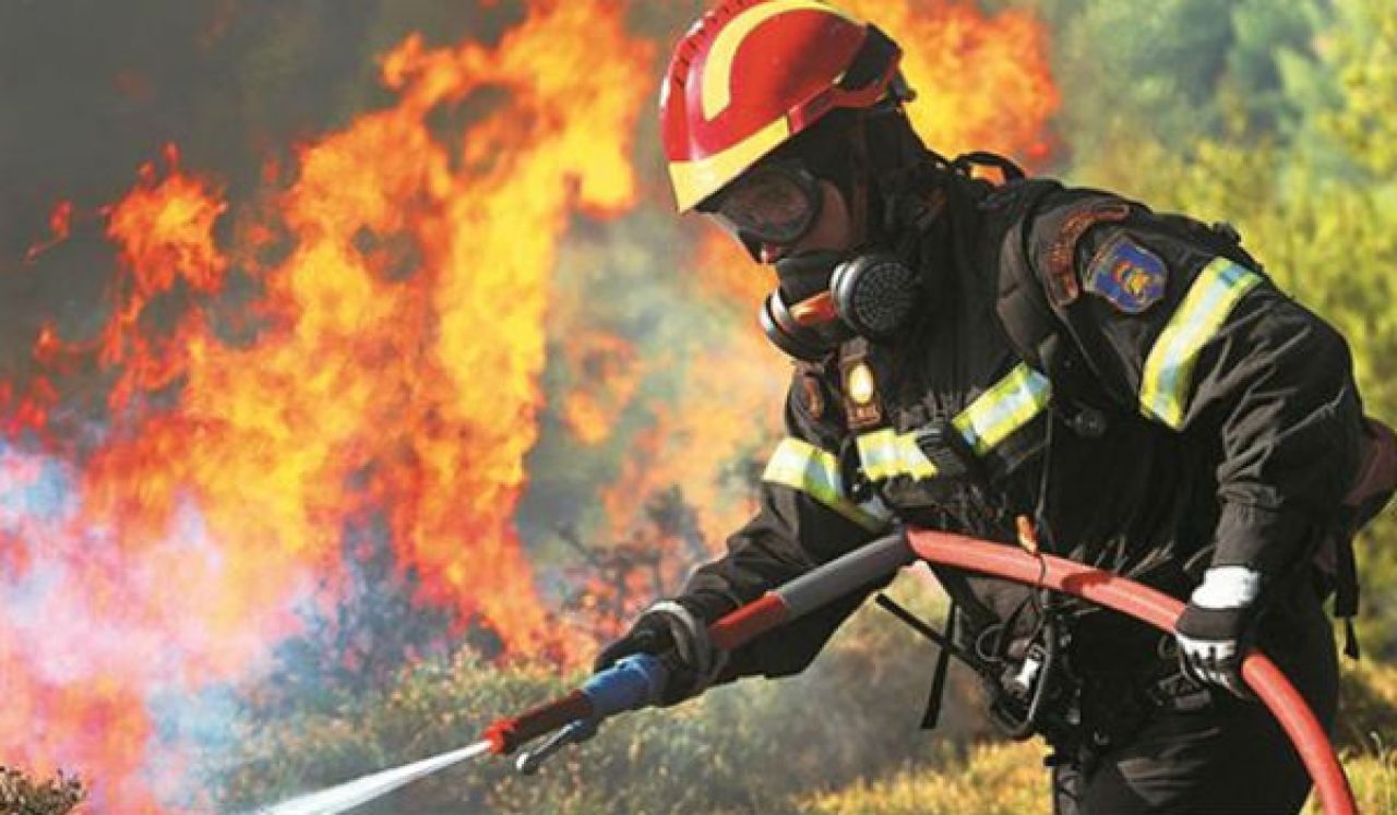 ΥΠΕΣ: 40 εκ. ευρώ για το 2025 στους δήμους και συνδέσμους για δράσεις πυροπροστασίας - video