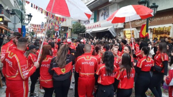 Σιδηρόκαστρο: “Πλημμύρισε” από κόσμο για την καρναβαλική παρέλαση