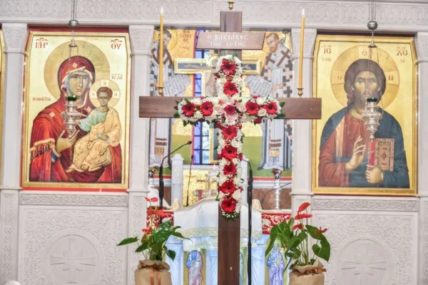 Τι τρώμε την Κυριακή της Σταυροπροσκυνήσεως