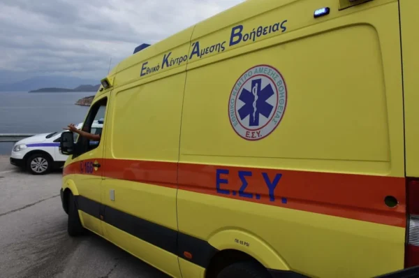 Σοβαρό τροχαίο στην Αργολίδα με δύο τραυματίες: Αυτοκίνητο συγκρούστηκε με αγροτικό (video)