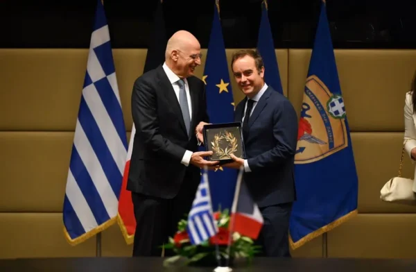 Η Ελλάδα αποκτά 16 πυραύλους Exocet από τη Γαλλία – Υπεγράφη η συμφωνία
