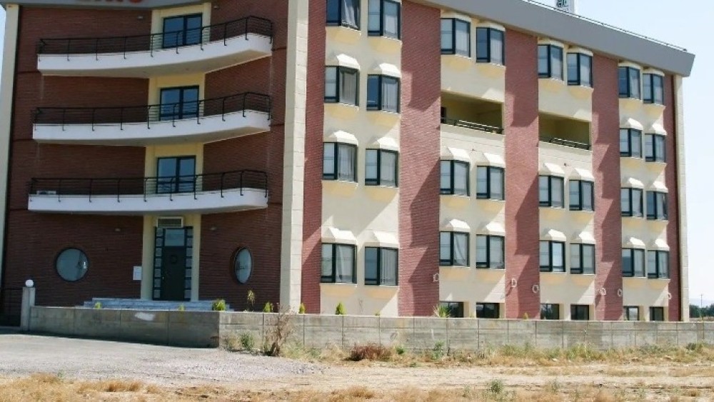 ΔΙΠΑΕ-ΕΣΤΙΕΣ Το ΔΙΠΑΕ αγόρασε ξενοδοχείο στη Σίνδο για την δωρεάν στέγαση φοιτητών του