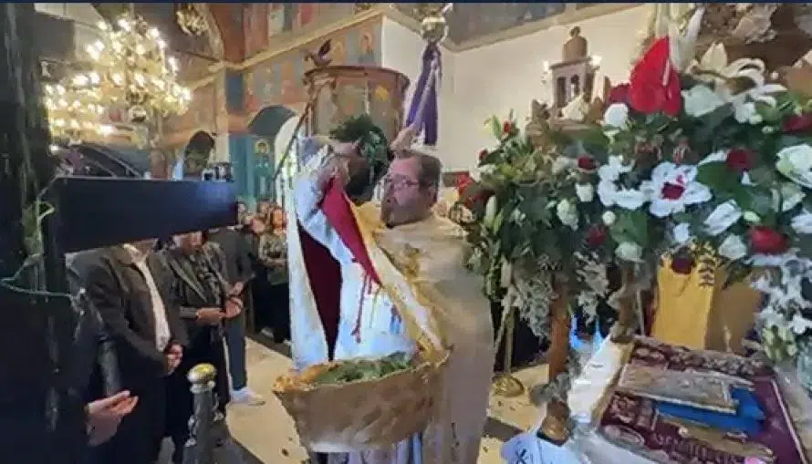 Η πρώτη Ανάσταση στο χωριό Παστίδα της Ρόδου με το χτύπημα των θρονιών