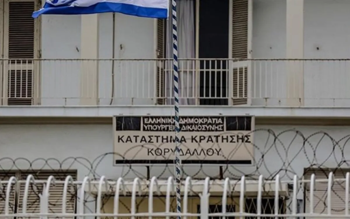 Επιχείρηση της ΕΛΑΣ στις φυλακές Κορυδαλλού – Εντοπίστηκαν πιστόλι και φυσίγγια
