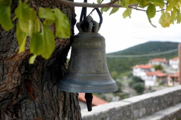 Εορτολόγιο: Ποιοι γιορτάζουν στις 2 Απριλίου