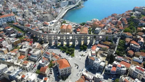 Καβάλα: Sold out τα ξενοδοχεία το Πάσχα - Πληρότητα 100% και αυξημένη κίνηση
