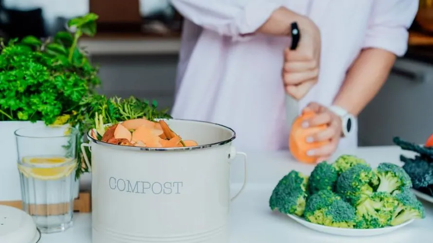 Food Waste: Παγκόσμια καθημερινή συνήθεια-ζημιά και όχι φαινόμενο μετά τις γιορτές