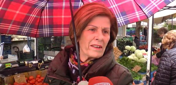 Λαϊκή αγορά Σερρών: Μεγάλες διαφοροποιήσεις στις τιμές από πάγκο σε πάγκο - video