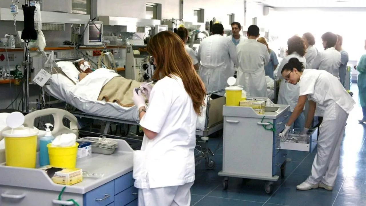 nosileftes.jpg ΠΟΕΔΗΝ: Συμμετέχουμε με 24ωρη απεργία στις εκδηλώσεις της Πρωτομαγιάς
