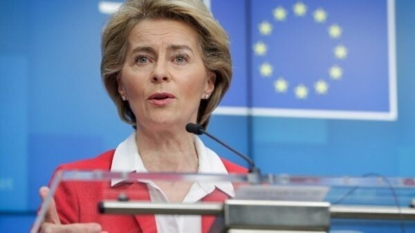 Φον ντερ Λάιεν: Η Ευρώπη έχει όλα όσα χρειάζεται για «να ξεπεράσει την καταιγίδα»