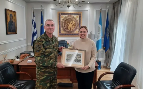 Εθιμοτυπική επίσκεψη του Διοικητή της 1ης Στρατιάς/EU-OHQ στη Δήμαρχο Σερρών
