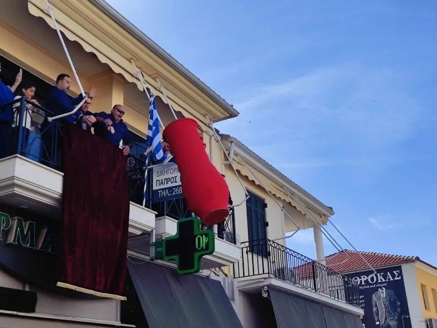 Πρέβεζα: Έσπασαν 2.000 μπότια μετά την πρώτη Ανάσταση