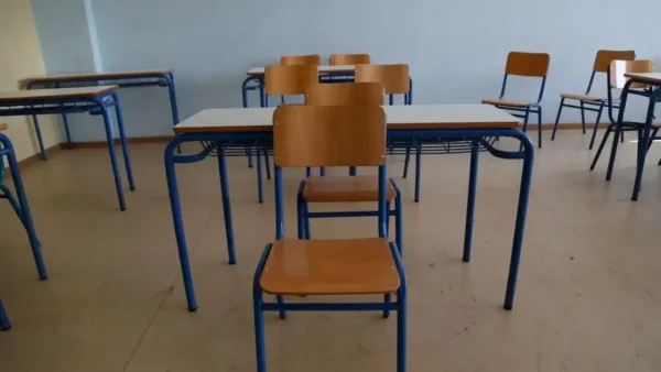 Λάρισα: Συνελήφθη ο καθηγητής που κατηγορείται για ασέλγεια σε βάρος μαθήτριας – «Πιάστηκε» με υλικό παιδική πορνογραφίας