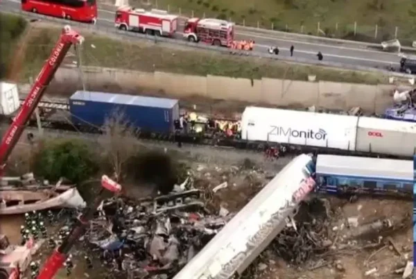 Τραγωδία στα Τέμπη: Ποτέ δεν πιστέψαμε ότι υπήρχε παράνομο φορτίο στο τρένο, λένε Νίκος Πλακιάς και Χρήστος Βλάχος