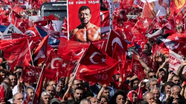 Αύριο το έκτακτο συνέδριο του CHP – Νέο μήνυμα Ιμάμογλου από τη φυλακή