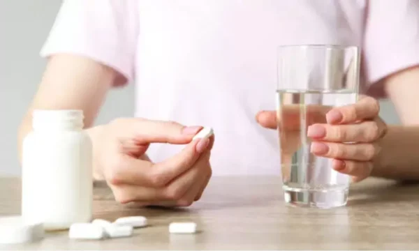Η ιβουπροφαίνη δεν είναι τόσο επικίνδυνη όσο νομίζαμε, δείχνουν νέες ελληνικές μελέτες