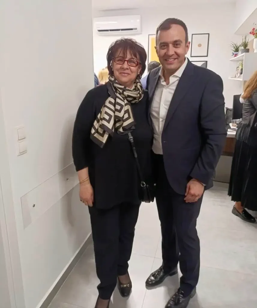 Εκατοντάδες Σερραίοι ευχήθηκαν από κοντά στον Τάσο Χατζηβασιλείου
