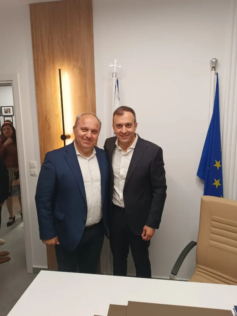 Εκατοντάδες Σερραίοι ευχήθηκαν από κοντά στον Τάσο Χατζηβασιλείου