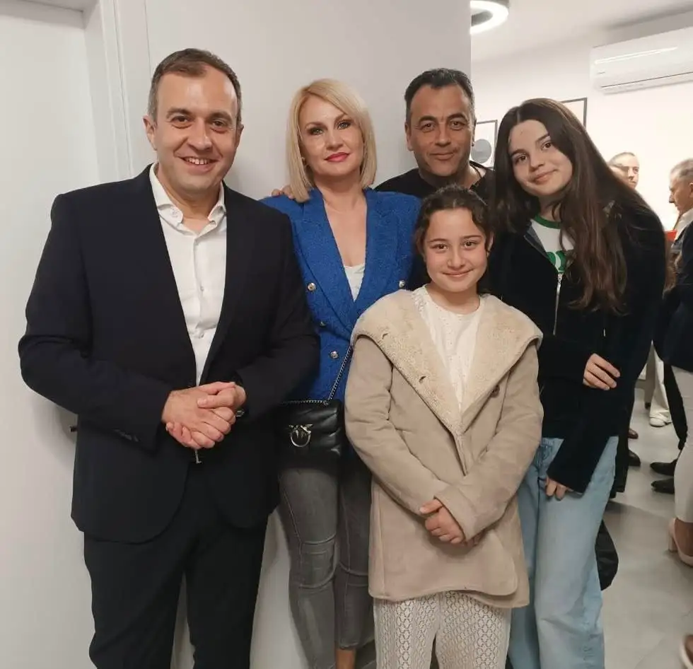 Εκατοντάδες Σερραίοι ευχήθηκαν από κοντά στον Τάσο Χατζηβασιλείου