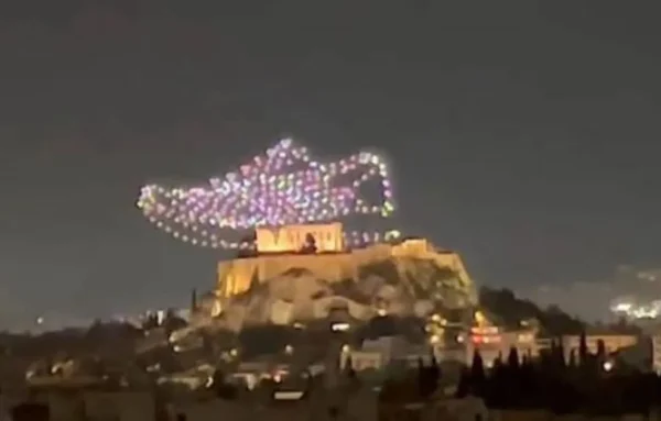 Εισαγγελική παρέμβαση για τα drones πάνω από την Ακρόπολη