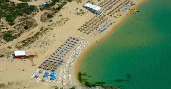 Γαλάζια Σημαία 2025: Ποιες είναι οι κοντινές παραλίες στις Σέρρες που πήραν