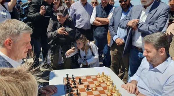 Στο 3ο Σκακιστικό Τουρνουά, στη μνήμη των θυμάτων της Γενοκτονίας των Ελλήνων του Πόντου ο Νίκος Ανδρουλάκης