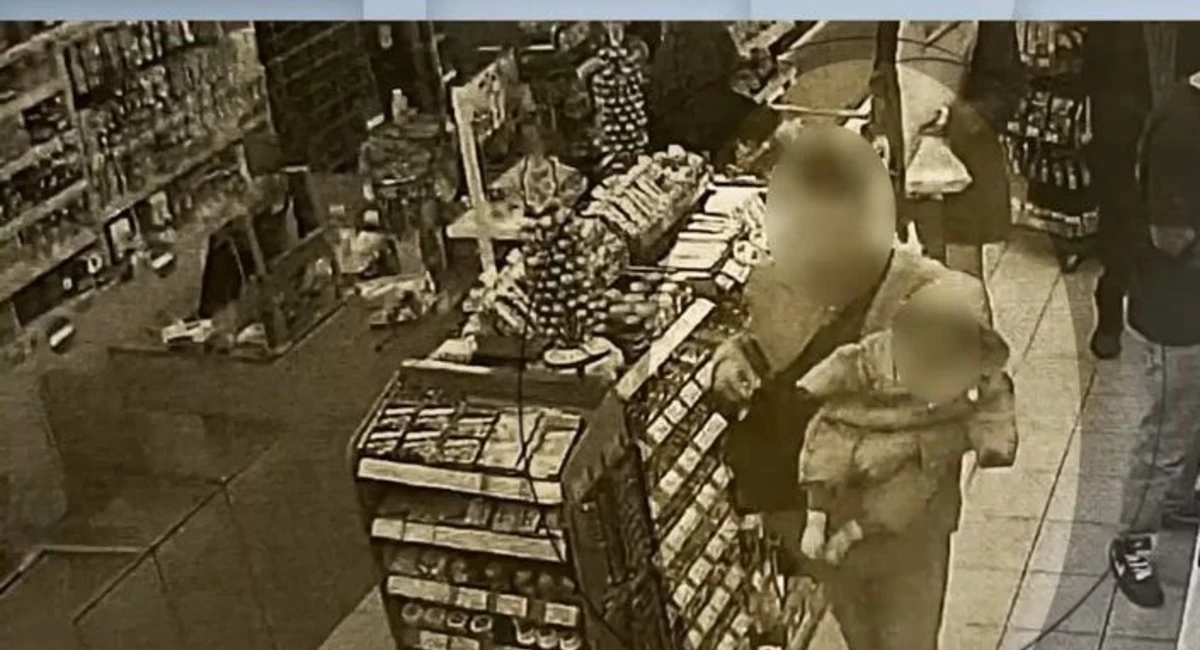 Υπόθεση αρπαγής βρέφους: Φωτογραφία ντοκουμέντο με άντρα να το κρατά αγκαλιά και να φεύγει – Τα σενάρια που εξετάζουν οι αρχές