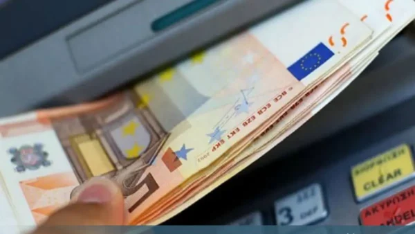 Ο “χάρτης” πληρωμών από τον e-ΕΦΚΑ και τη ΔΥΠΑ έως τις 30 Μαΐου
