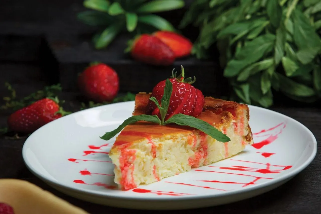 cheesecake(Πηγή φωτογραφίας: freepik) Απλή και γρήγορη συνταγή για απολαυστικό τσιζκέικ ψημένο στο air fryer