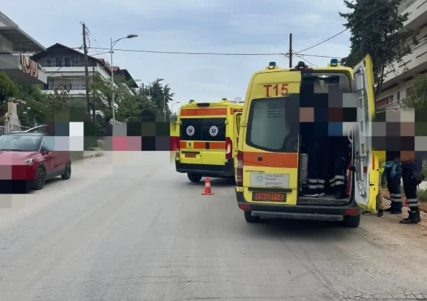 Θεσσαλονίκη: Διασώστες του ΕΚΑΒ επανέφεραν με ΚΑΡΠΑ οδηγό μοτοσικλέτας μετά από σοβαρό τροχαίο – Νοσηλεύεται σε κρίσιμη κατάσταση