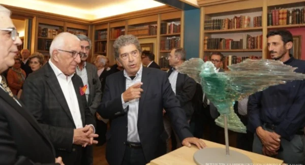 Βουλή: Έκθεση γλυπτικής με έργα του Κώστα Βαρώτσου εγκαινίασε ο Νικήτας Κακλαμάνης
