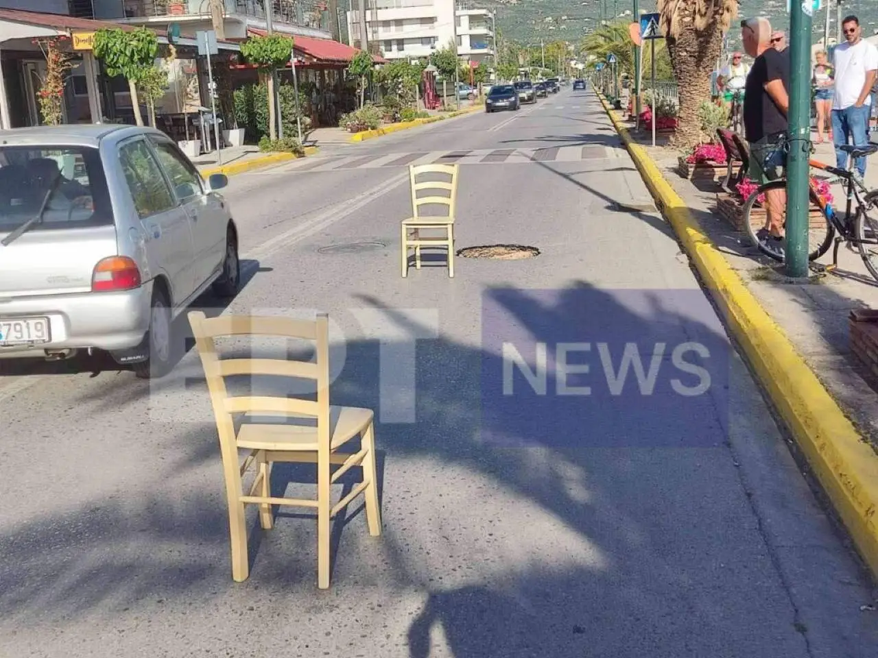 Καλαμάτα: Υποχώρησε ξαφνικά το οδόστρωμα στη Ναυαρίνου