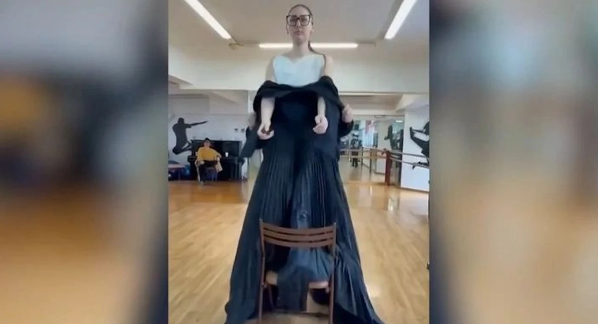 Eurovision 2025: Έτσι άλλαξε ρούχα πάνω στην σκηνή η Klavdia