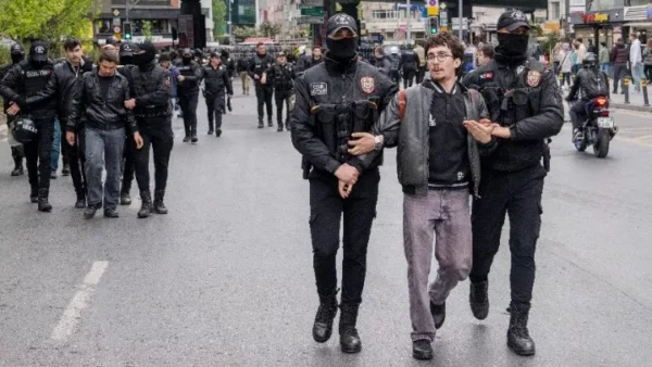 Κωνσταντινούπολη: Συνελήφθησαν περισσότεροι από 400 άνθρωποι που συμμετείχαν στους εορτασμούς της Πρωτομαγιάς