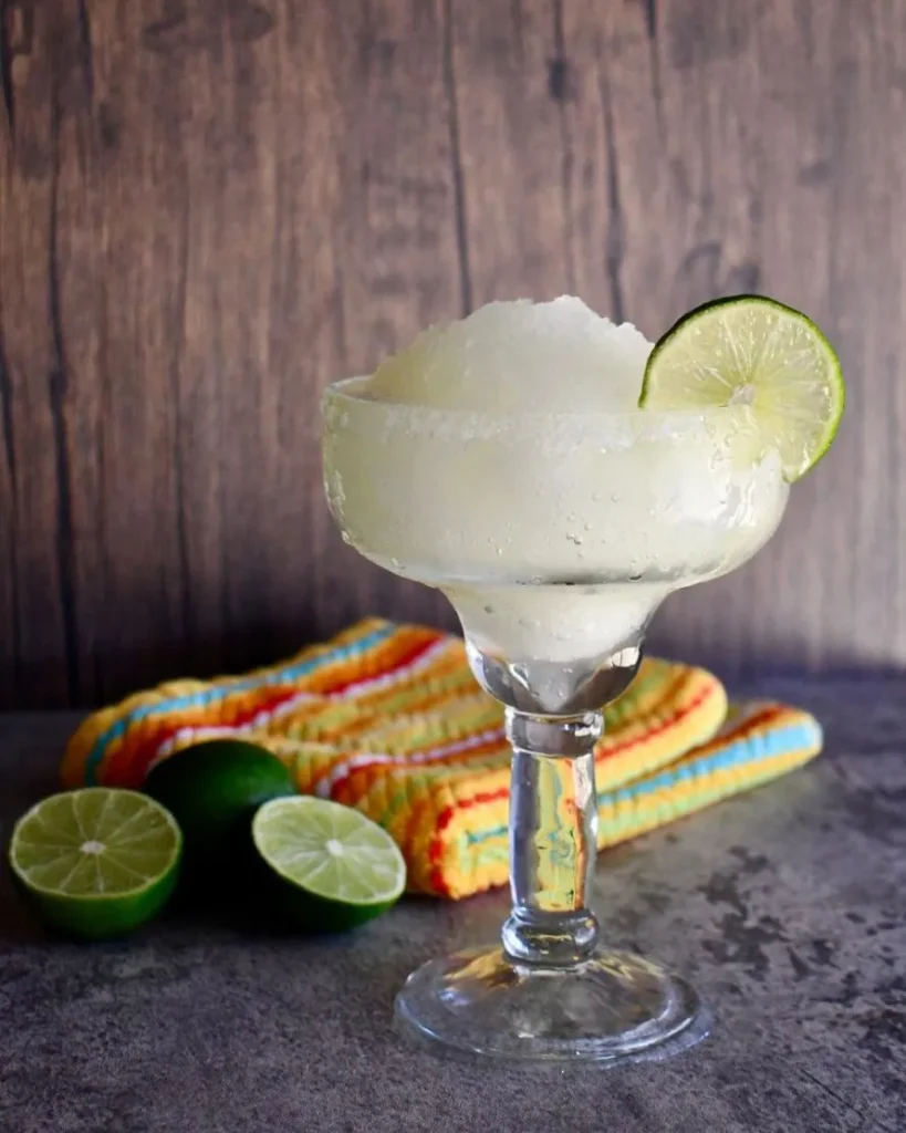 Frozen Margarita: Η συνταγή για το δροσιστικό κοκτέιλ