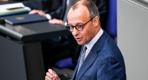 Φρ. Μερτς: Για τις υποθέσεις μας αποφασίζουμε εμείς και όχι μια αμερικανική κυβέρνηση