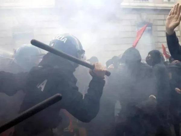 Μιλάνο: Ευρωπαϊκή διαμαρτυρία ενάντια σε ακροδεξιά σύνοδο – Συμμετοχή και Ελλήνων διαδηλωτών