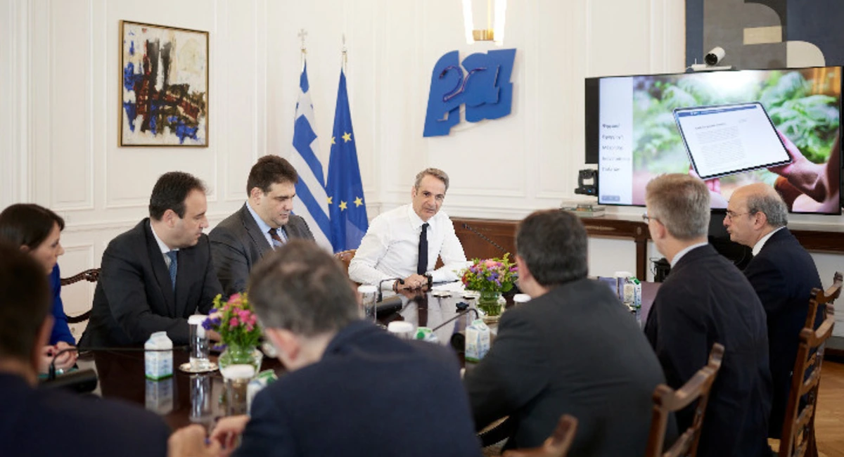 Μητσοτάκης Κυρ. Μητσοτάκης: Ερωτηματολόγιο στους πολίτες κάθε άνοιξη και κάθε φθινόπωρο