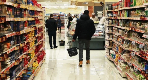 ΙΕΛΚΑ: Πώς ψωνίζουν οι Έλληνες στα σούπερ μάρκετ - Το πρώτο κριτήριο για τις αγορές τροφίμων