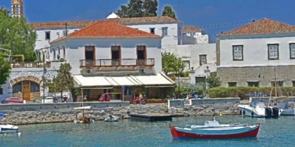 Κυβερνητική σύσκεψη για ρύθμιση και έλεγχο της κυκλοφορίας τροχοφόρων σε Ύδρα - Σπέτσες