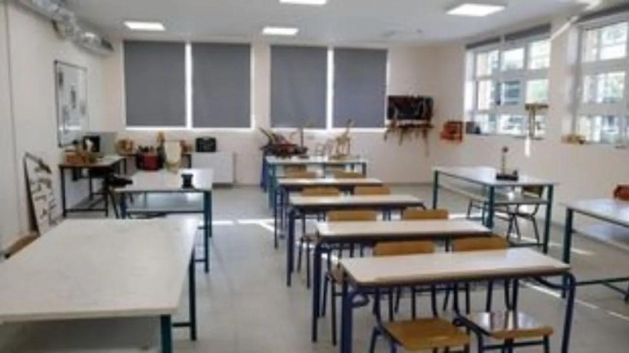 Εκατό εκατομμύρια ευρώ για το πρόγραμμα ανακαίνισης 426 σχολικών κτιρίων «Μαριέττα Γιαννάκου»