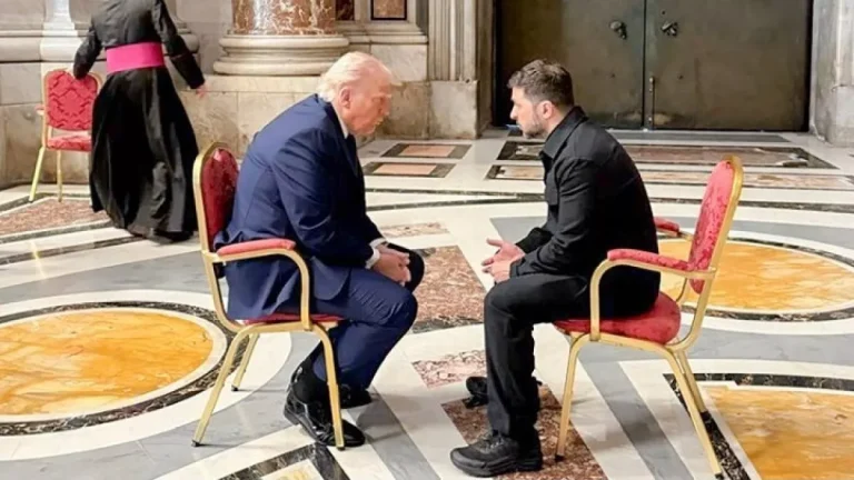 Β. Ζελένσκι: Τι συζήτησα με τον Ντ. Τραμπ στο Βατικανό