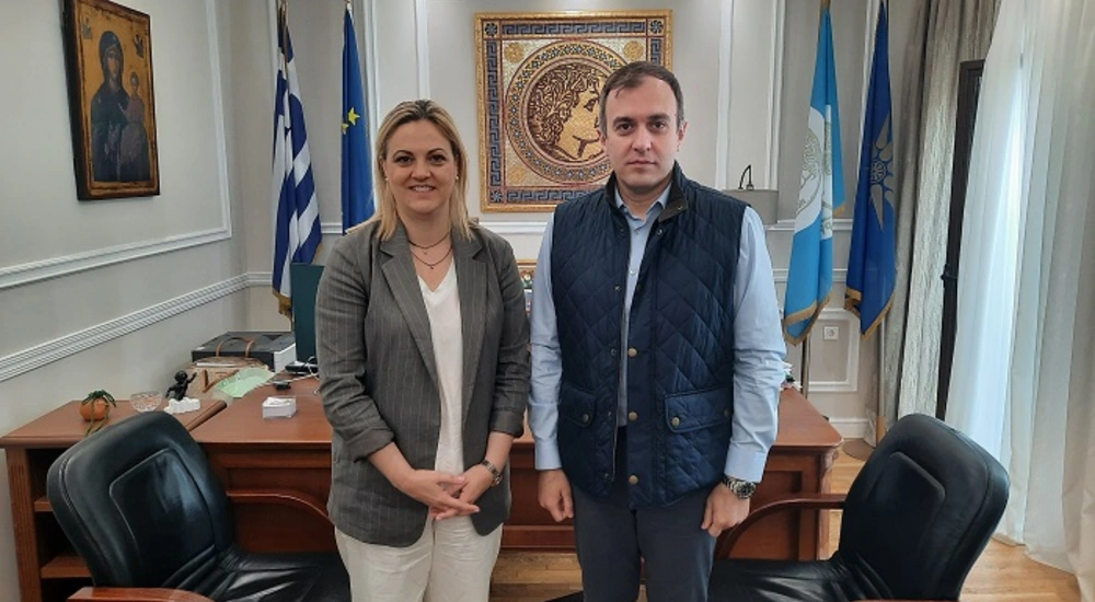 Συνάντηση της Δημάρχου Σερρών με τον Υφυπουργό Εξωτερικών για το θέμα της ποιότητας του νερού