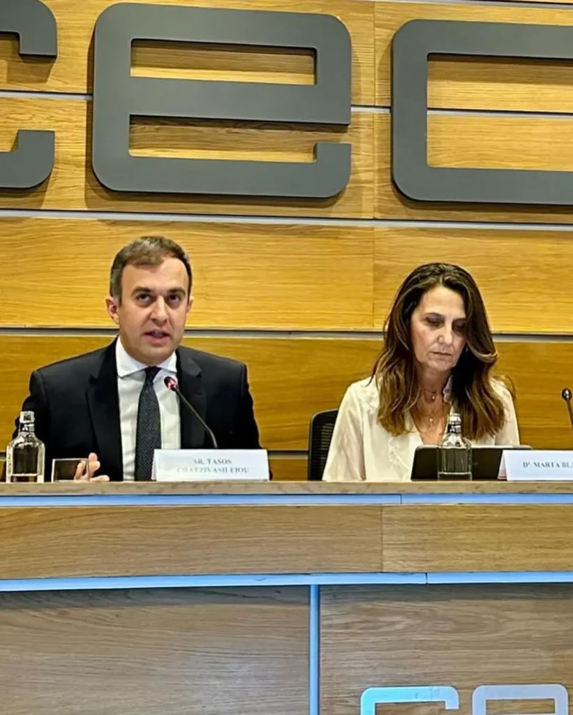 ΥΦΥΠΕΞ Χατζηβασιλείου από Μαδρίτη: Πολυεπίπεδη η συνεργασία Ελλάδας και Ισπανίας - Ανοίγουν νέοι δρόμοι στο εμπόριο και τις επενδύσεις