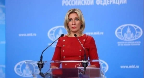 Μαρία Ζαχάροβα για τον Ουκρανό πρόεδρο Ζελένσκι: «Κλόουν», «αποτυχημένος», «αξιολύπητος»