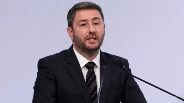 Νίκος Ανδρουλάκης: Έχουν ωριμάσει οι συνθήκες για την επαναφορά 13ου και 14ου μισθού
